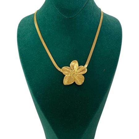 Collier camélia